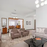 Casa By Nomads - 2bd With Workspace Holiday home